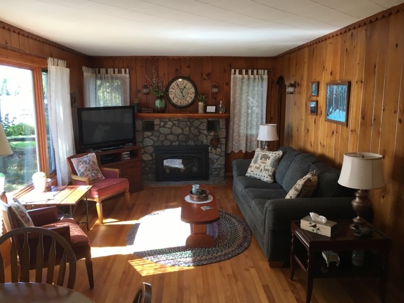 Lakeshore Pines